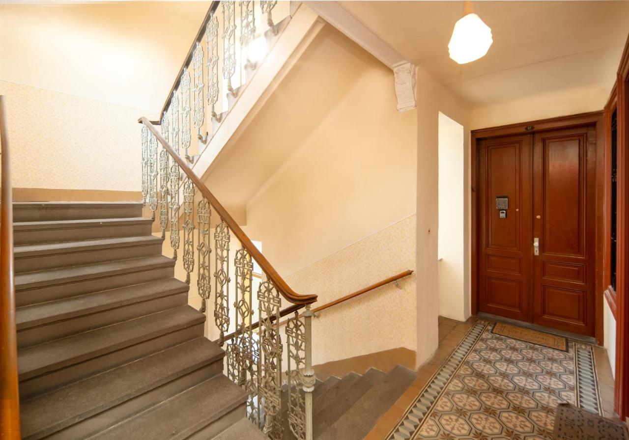 Appartement City With Netflix, Central And Near Metro, 8 *