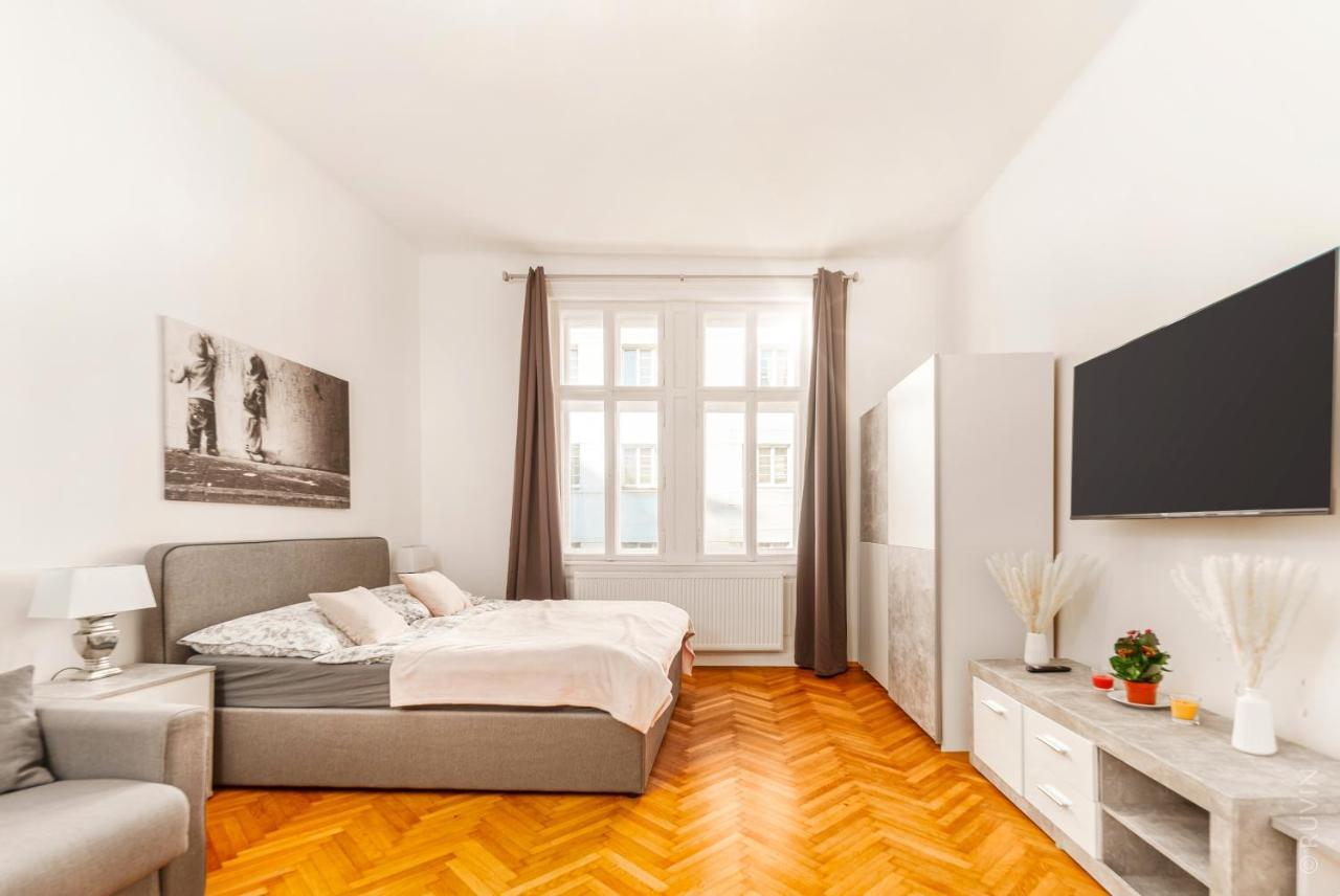 City With Netflix, Central And Near Metro, 8 Apartamento Viena