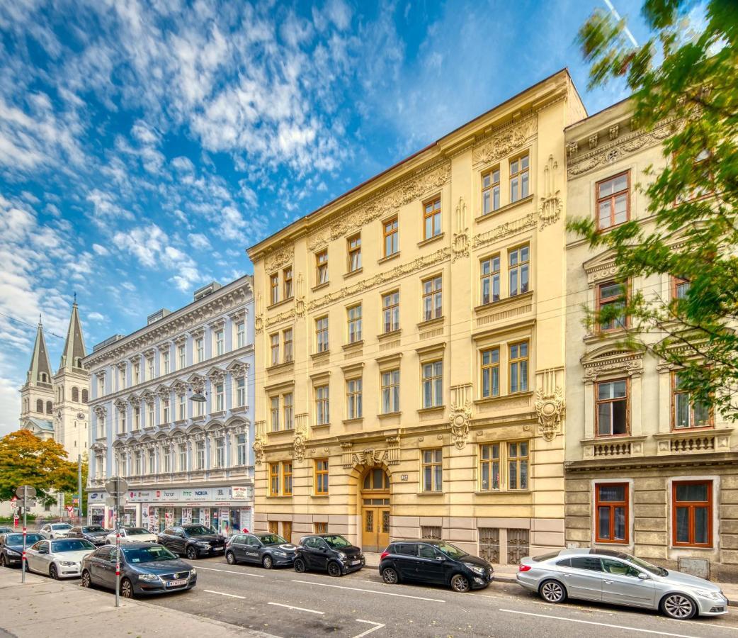 Appartement City With Netflix, Central And Near Metro, 8 *